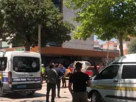 Konya'nın merkezinde araç yayalara çarptı! 2 kişi hayatını kaybetti