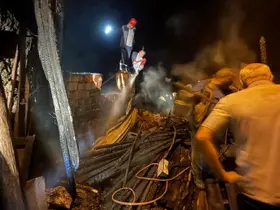 Konya’da depo olarak kullanılan alanda çıkan yangın korkuttu