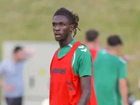 Konyaspor'da flaş ayrılık! Pierre Dwomoh Slovenya kampını terk etti