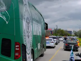 Konyaspor’un takım otobüsüne haciz kararı: Boş otobüs hazır bekliyor!