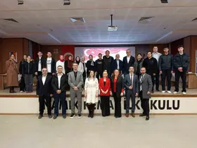 Korkma gençliğin ruhu burada bilgi yarışması yapıldı
