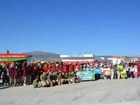 Korkuteli’de öğrenciler ’yeşil vatan’ için fidan dikti
