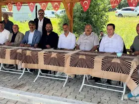 Koşapınar geleneksel yaz festivalinde buluştu
