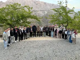 Kosovalı gençler Kemaliye’de ağırlandı
