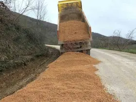 Köylerde v kanal çalışmaları sürüyor
