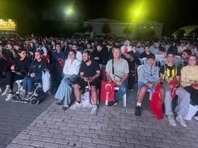 Küçükçekmece’de milli maç heyecanı

