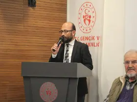 Kula’da ’Helal kazanç ve dürüst kazanç söyleşisi’ Kula’da gerçekleştirildi
