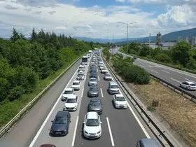 Kurban Bayramı tatilinin son gününde Düzce’de trafik durma noktasına geldi
