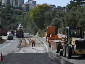 Kuşadası Aydın yolunda deforme olan bölümler yenilendi
