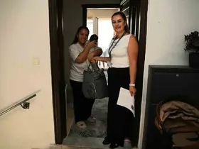Kuşadası Belediyesi 8 ayda 115 bebeğin sevincine ortak oldu
