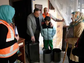 Kuşadası’nda evler ve yürekler dayanışmayla ısınıyor
