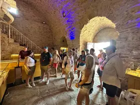 Kuşadası’ndaki Deniz Ticaret Tarihi Sergi Alanı’na yaz döneminde yoğun ilgi
