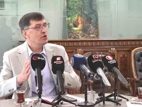 Kütahya Belediye Başkanı Kahveci: "Alnımız açık, başımız dik, görevimizin başındayız"

