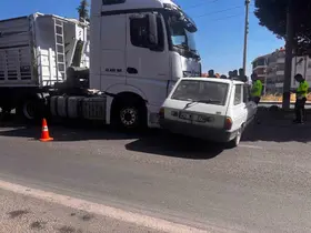 Kütahya’da çekici ile otomobil çarpıştı: 2 yaralı
