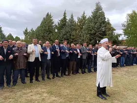 Kütahya’da duanın ardından yağan yağmur, katılımcılarda büyük sevinç oluşturdu

