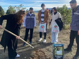 Kütahya’da şehit çocukları için fidan dikim etkinliği
