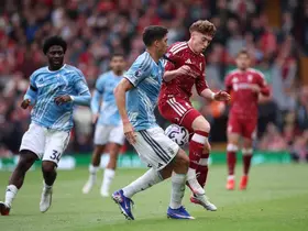 Liverpool, yeni sezona kayıplarla başladı
