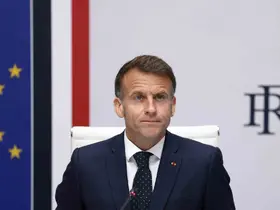 Macron: "Fransa’nın liderliğinde 15 ülke, Hürmüz’de trafiğin yeniden başlatılmasını sağlamak için harekete geçti"
