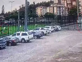 Maçta gol atmak isterken potaya basket attı
