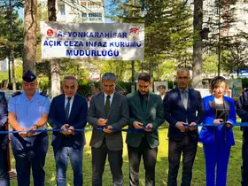 Mahkumların el emeği eserleri göz doldurdu
