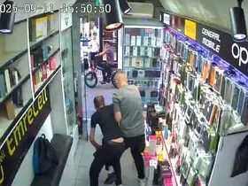 Maket bıçağıyla telefoncuya giren şahıs etkisiz hale getirildi
