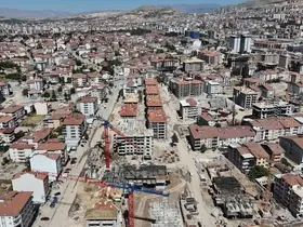 Malatya’da deprem davasında "sağlam" raporu çelişkisi
