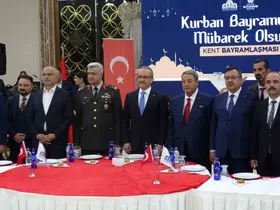 Malatya’da resmi bayramlaşma töreni düzenlendi
