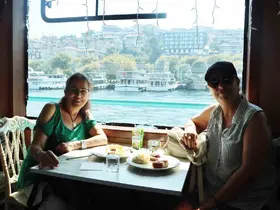 Maltepeli kadınlar Boğaz turunda bir araya geldi
