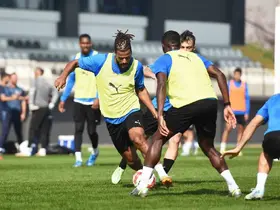 Manisa FK, Sivasspor mesaisine başladı
