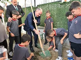 Manisa’da eğitim yılı fidan dikimiyle başladı
