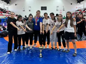 Manisalı kadın güreşçiler Türkiye Şampiyonu oldu
