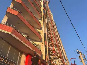Mardin’de apartman dairesinde çıkan yangın söndürüldü
