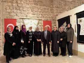 Mardin’de "Dualı Sultan Gömlekleri" sergisi açıldı
