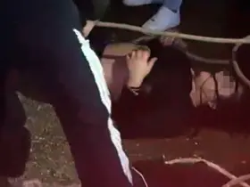 Marmaris’te denize atlayan kadını vatandaşlar kurtardı
