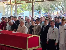 Marmaris’te Kıbrıs Gazisi Yavuzer, son yolculuğuna uğurlandı
