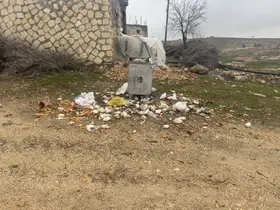Mazıdağı’nda vatandaşlardan toplanmayan çöplere tepki
