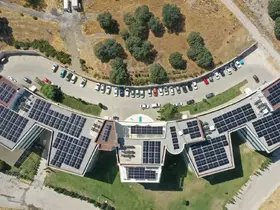 MCBÜ kampüsü elektrik ihtiyacını Enerjisa ile güneşten sağlayacak
