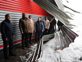 Mehmet Kuş, karda işyerleri zarar gören esnafla buluştu
