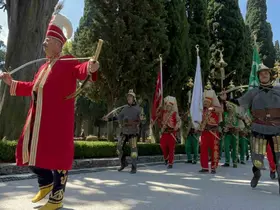 Mehter geleneği 3 sarayda yeniden başladı
