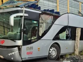 Meksika’da tren yolcu otobüsüne çarptı:  8 ölü, 45 yaralı

