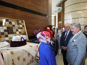 Melikgazi’de kadınların bin bir emekle yaptığı el ürünleri sergisi göz kamaştırdı
