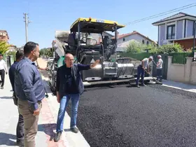Meram’da yol, asfalt, parke seferberliği tüm hızıyla sürüyor
