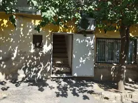 Merdivenlerden düşen çocuk yaralandı
