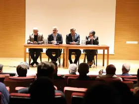 Merhamet sahip çıkmak korumak ve değer vermektir

