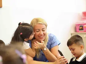 Merkezefendi’de minik öğrencilerin yeni eğitim dönemi heyecanı
