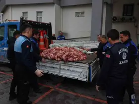 Mersin’de 500 kilo bozuk et ele geçirildi
