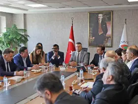 Mersin’de limandaki tarifeler konuşuldu
