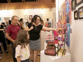 Mersin’de miniklerin rengarenk hayalleri sergiye dönüştü
