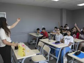 Mersin’de ücretsiz yaz atölyeleri öğrencilerden yoğun ilgi görüyor
