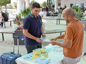 Mersin’de üniversite öğrencilerine otogarda karşılama ve destek
